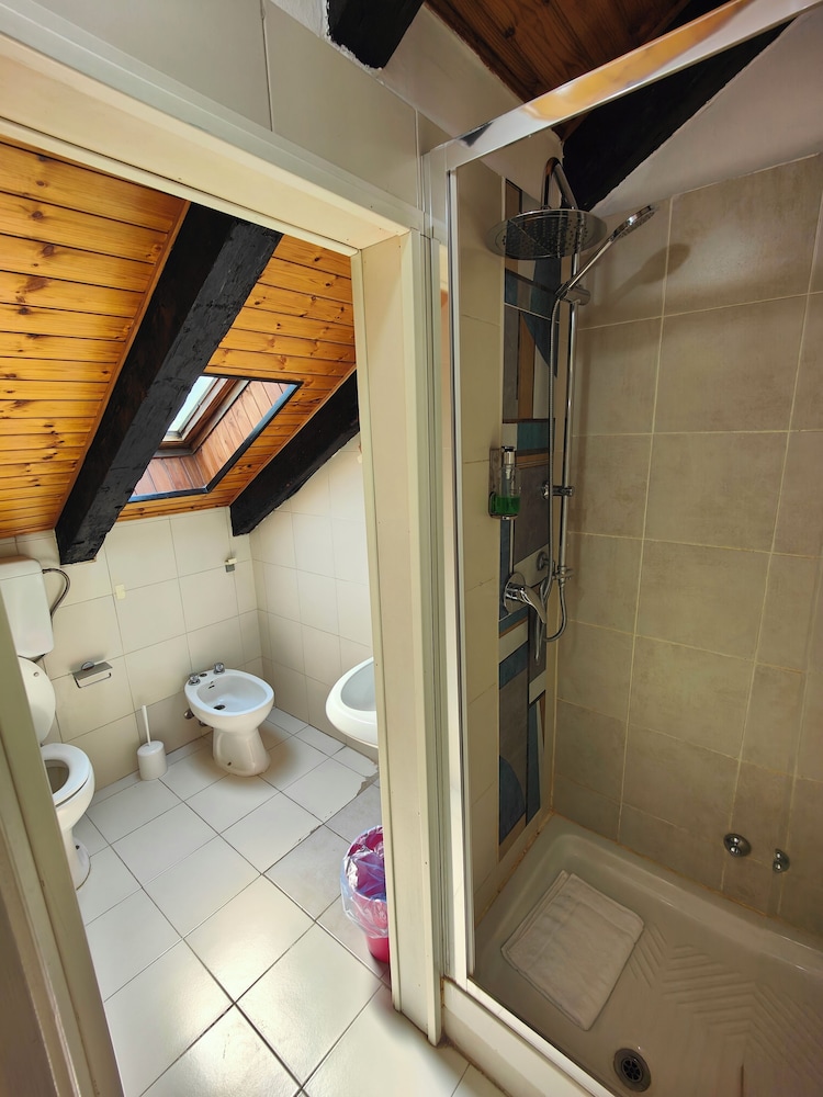 Mercanti Attic Version