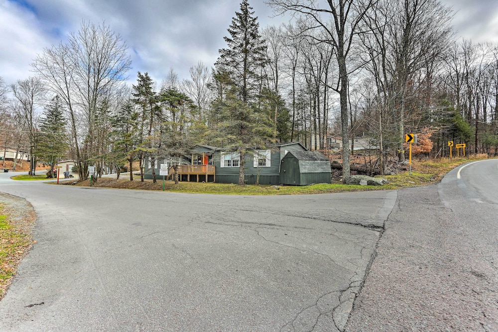 Kayaks, Electric Bicycles: Greentown Hideaway! view 3