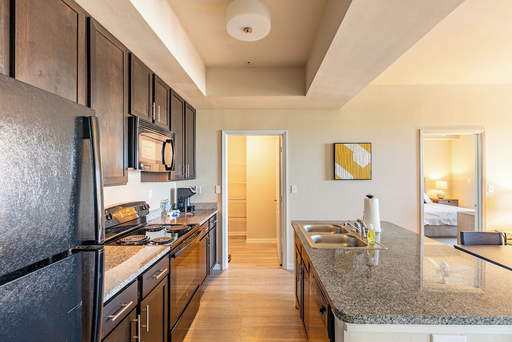 Landing Amazing 1bd, Game Room, Gym