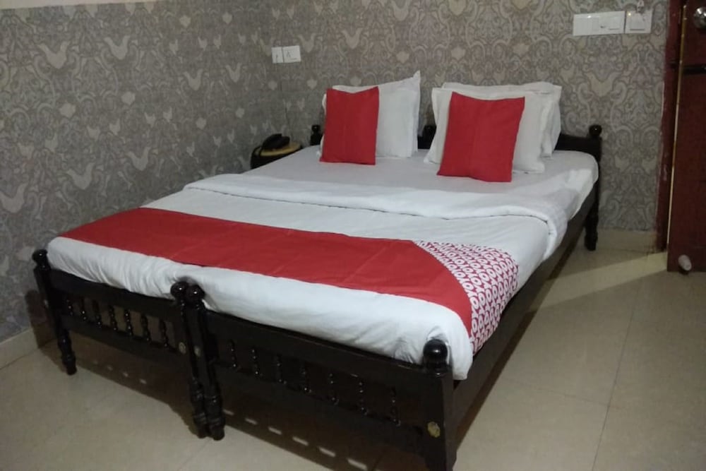OYO 24610 Mini's Wind Haven view 4