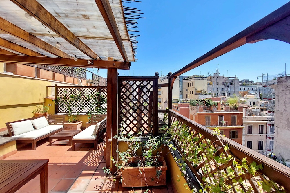 Ciancaleoni - WR Apartments