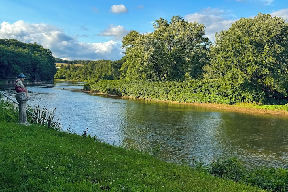 Susquehanna River Cabin: Hike, Hunt & Fish!