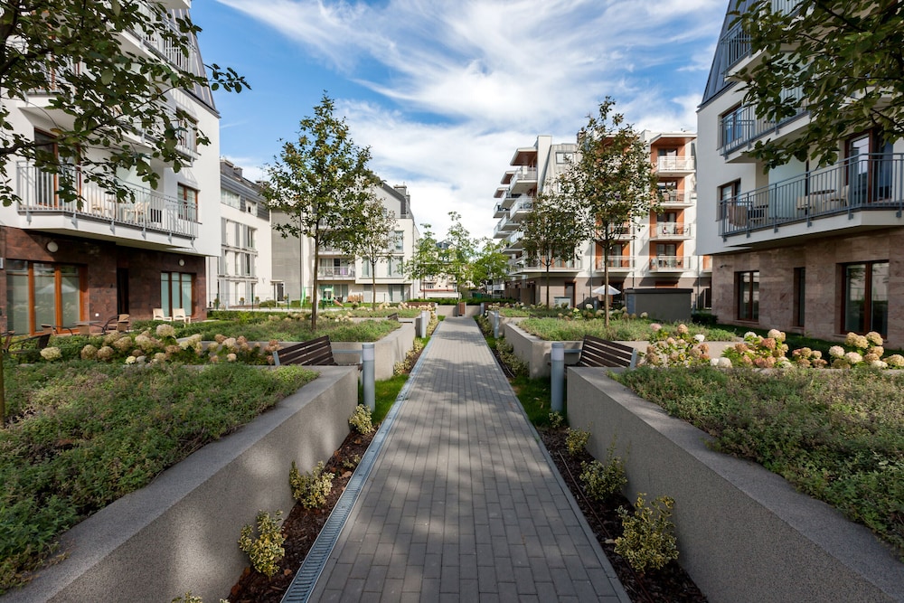 Hotel Apartments Aquamarina by Renters - Image 1