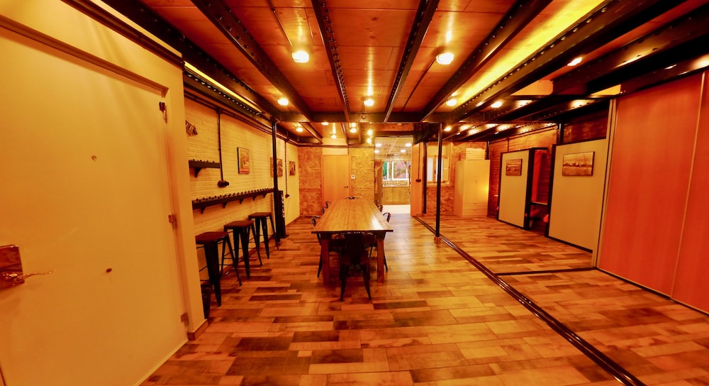meeting & event spaces