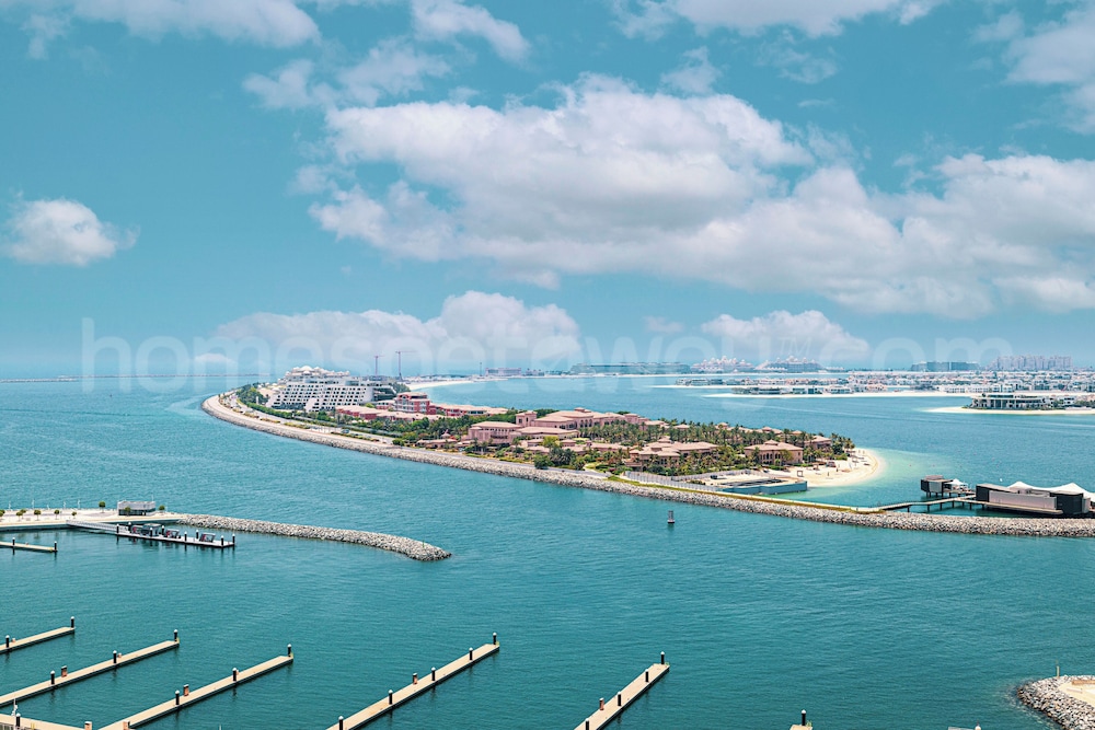 Homesgetaway-SunriseBay Emaar Beach ront