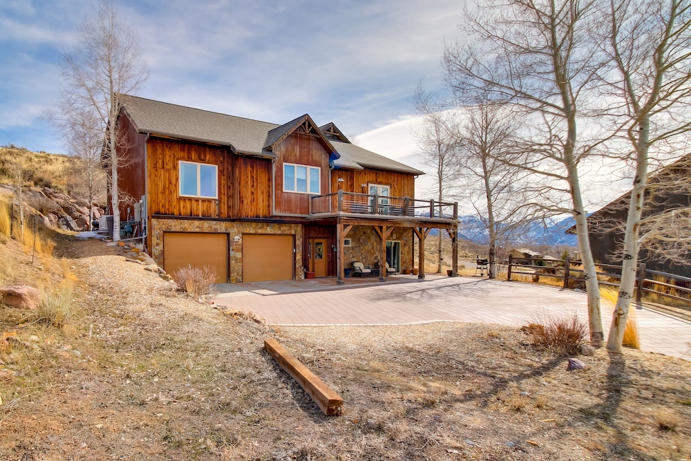 Cozy Ridgway Vacation Rental: Hike, Ski & Explore!
