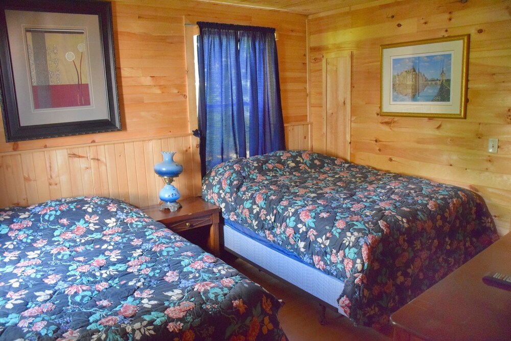 Townhouse Hotel - Property Image 10