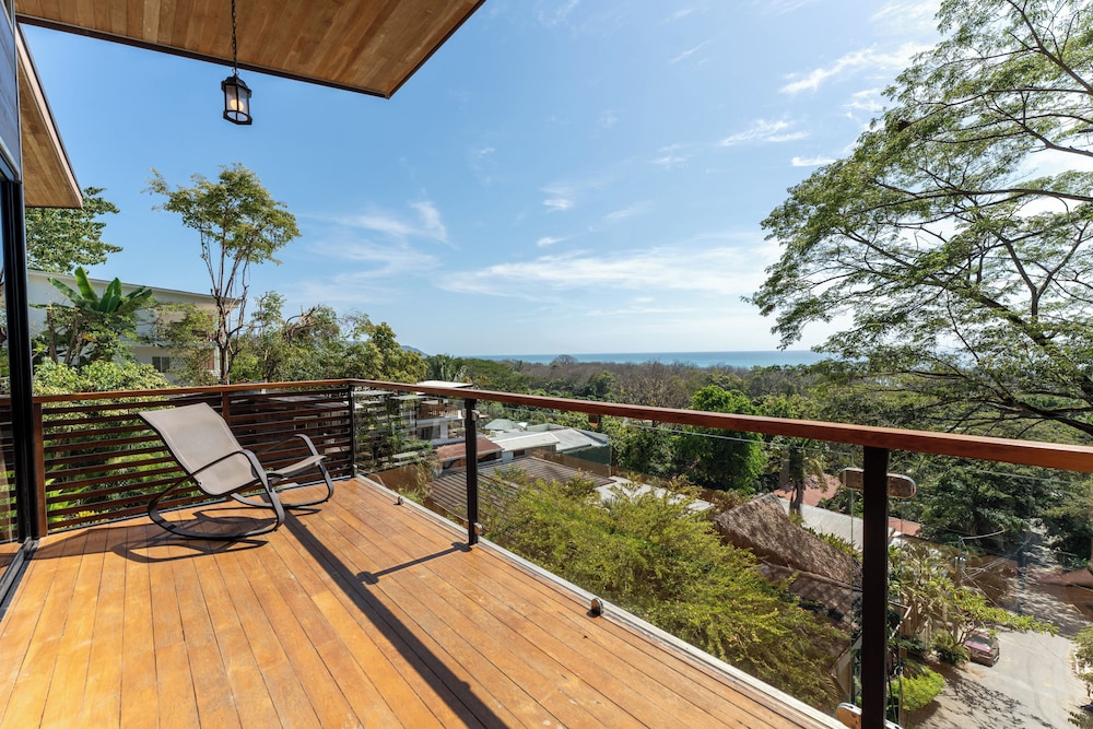 Sea View Paradise Retreat by Sea N' Rent