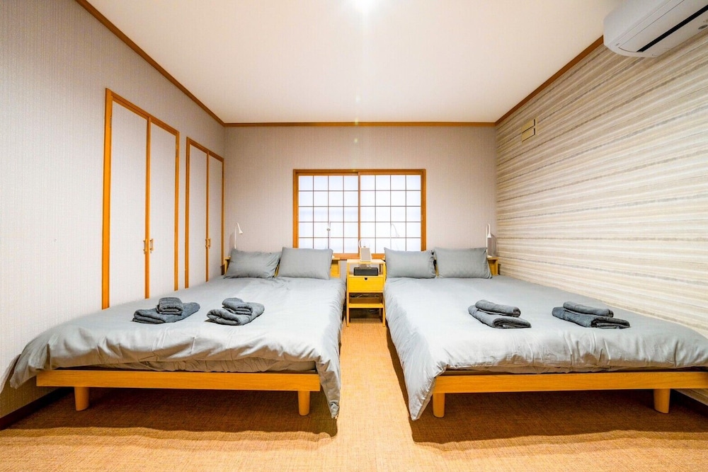 SHIRAKABA