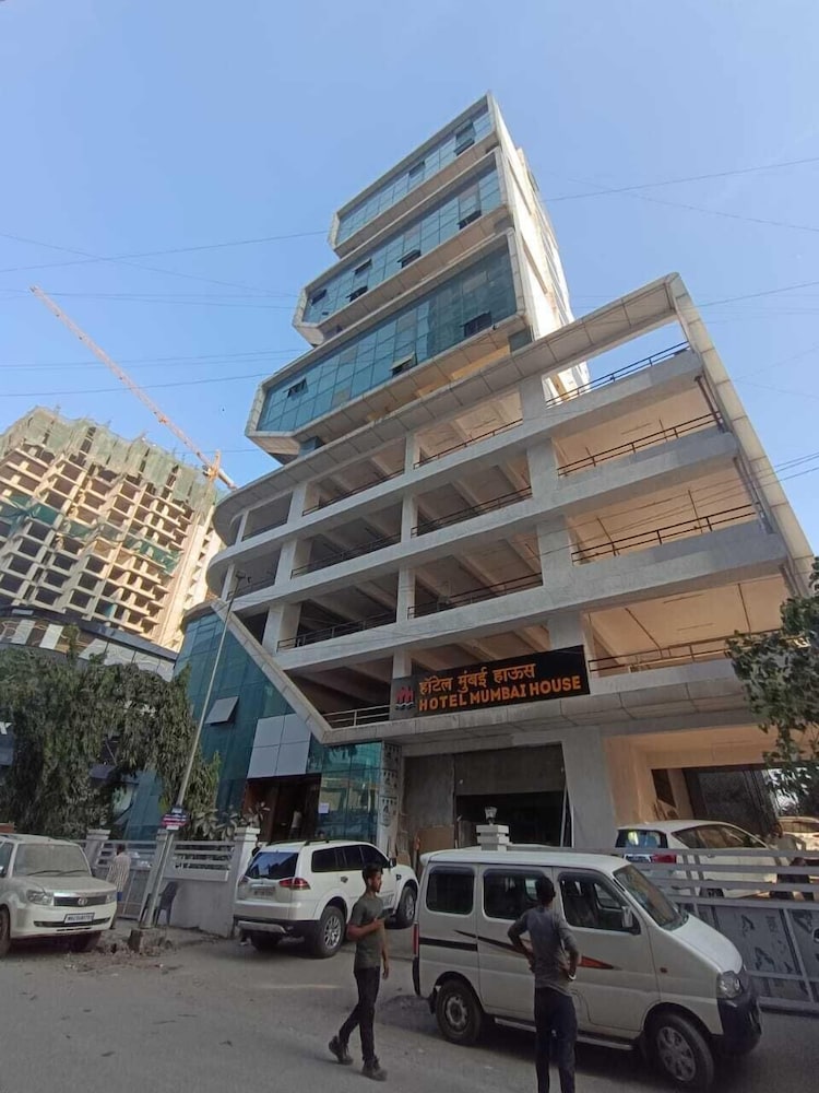 Hotel Mumbai House - Vashi Navi Mumbai