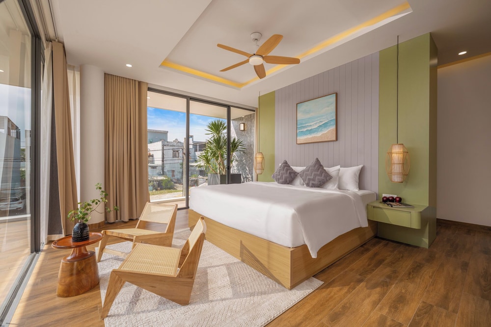 Amazing Newly Built Pool Villas Danang