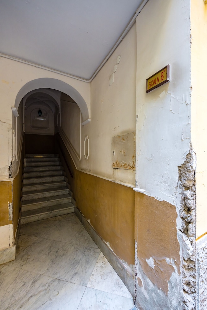 Metro Universit Apartment by Wonderful Italy photo 5