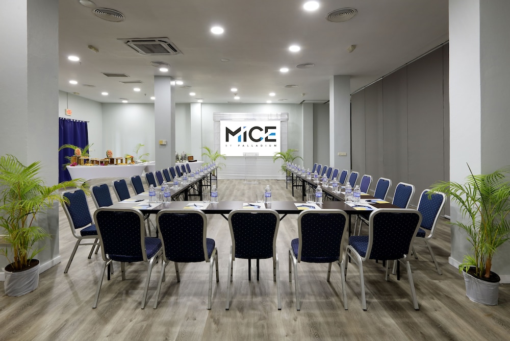 Grand Palladium Jamaica Resort  Spa All Inclusive - Property Image 204