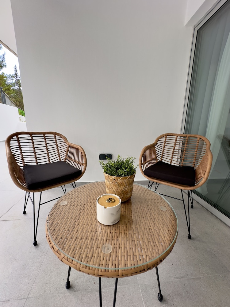 Welcome to Our Luxurious 1-bedroom Private Residence With a Special Patio
