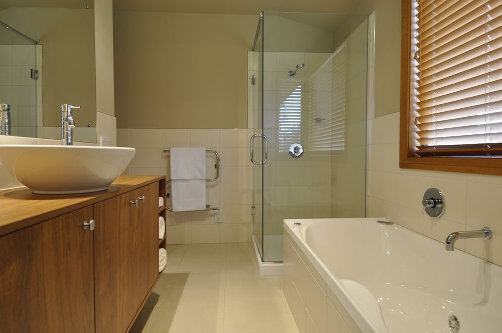 Luxury on Lansdown