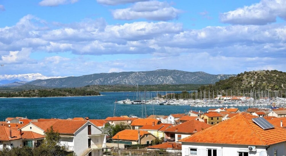 Ana - sea View - A2 view 4