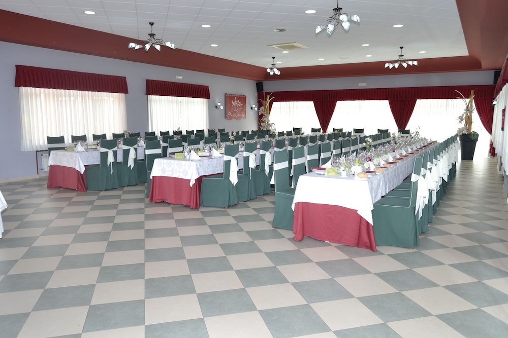 meeting & event spaces