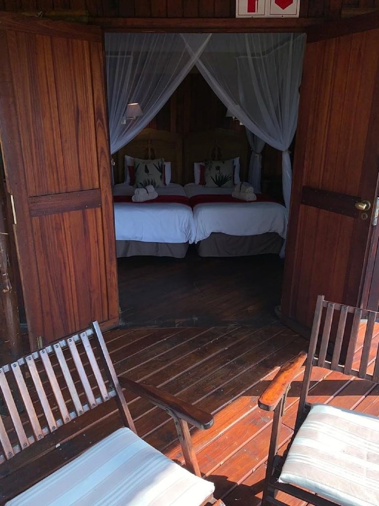 Shayamoya Tiger Fishing and Game Lodge