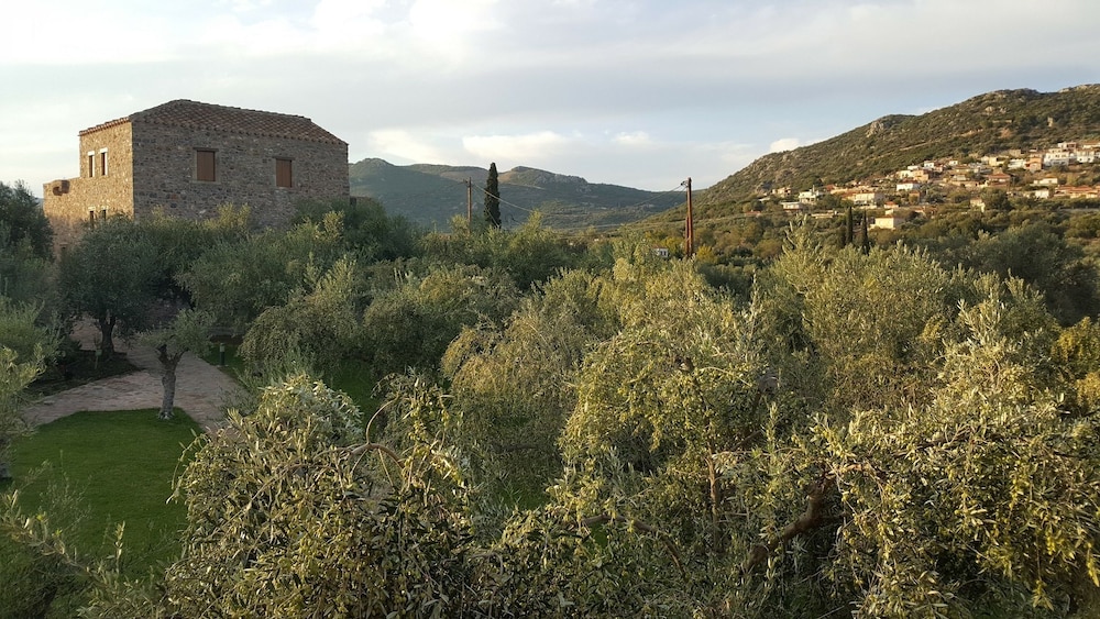 Liotrivi Historical Mansion & Boutique Hotel