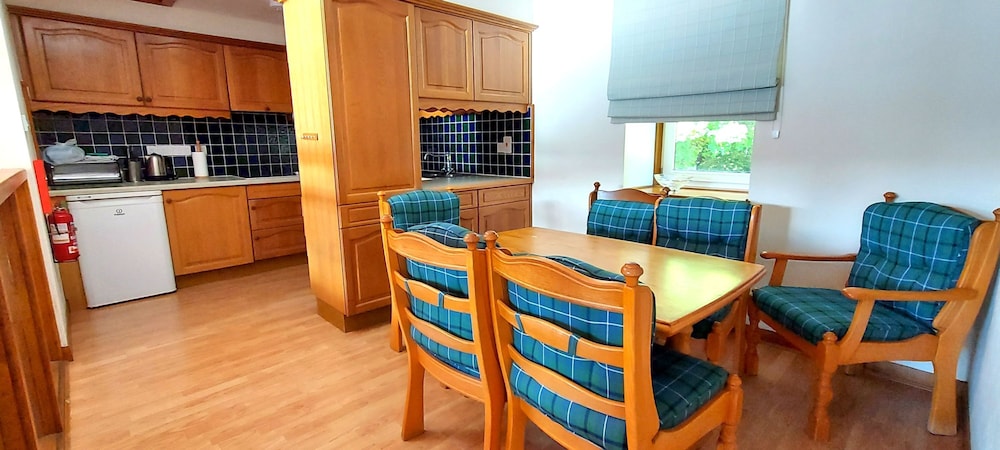 Loch Rannoch Highland Club Lochside Lodge 04