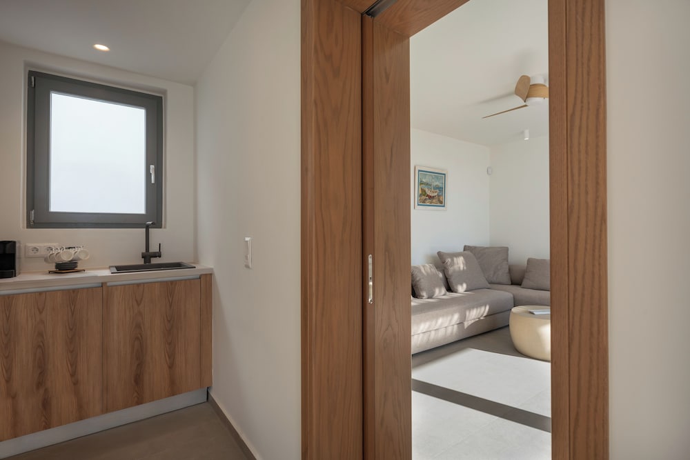 AVERA VILLAS