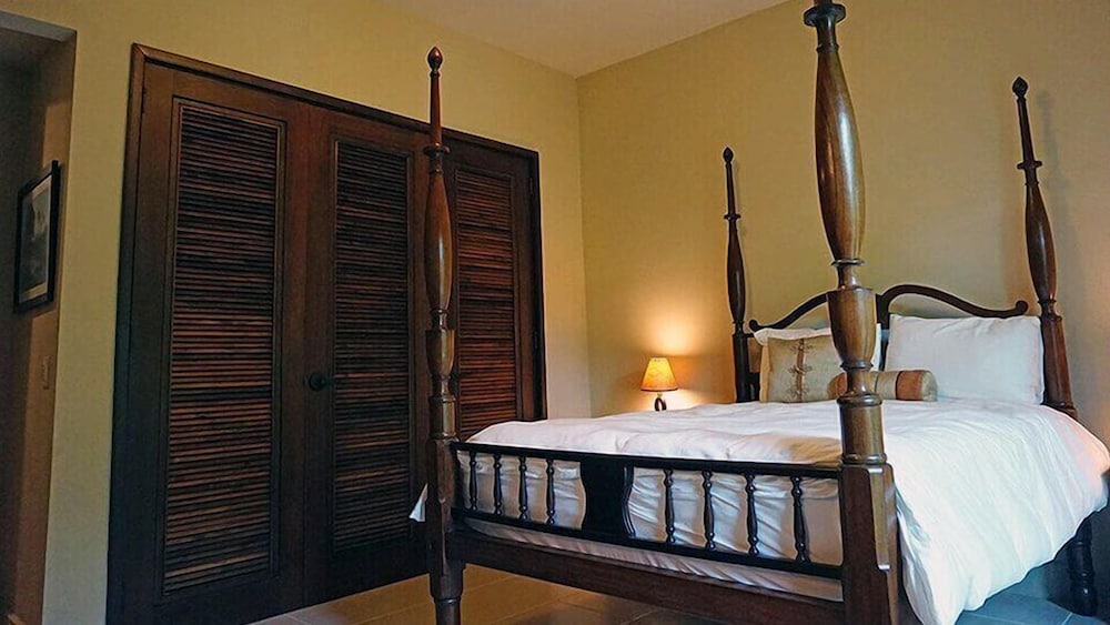 5 Star Caribbean Villa view 2