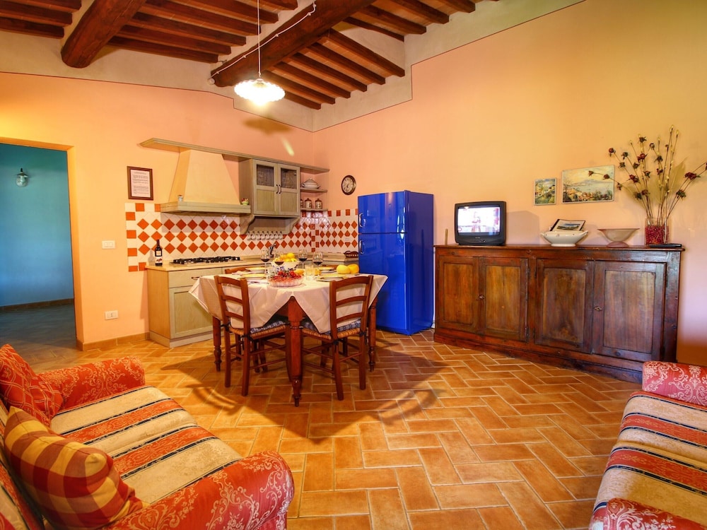 Attractive Farmhouse in Montalcino With Terrace view 5