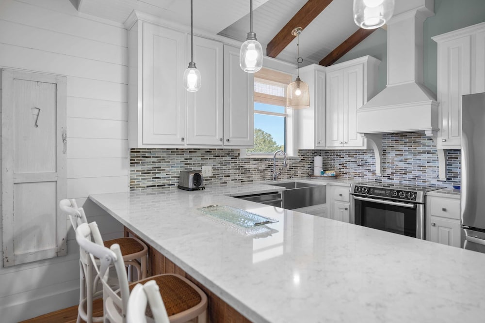 30A Beach House w/ Private Pool, Fire Pit, BBQ & Golf Cart to Rosemary Beach