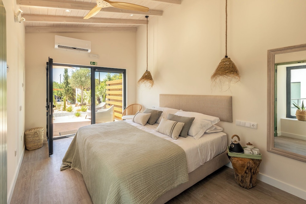 Alfarrobeiras Nature Agroturismo