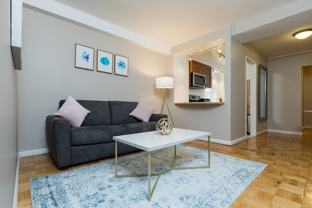 Lovely 1 Bedroom New York Apartment