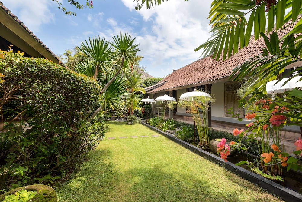 Villa Koyama by Villa Finder