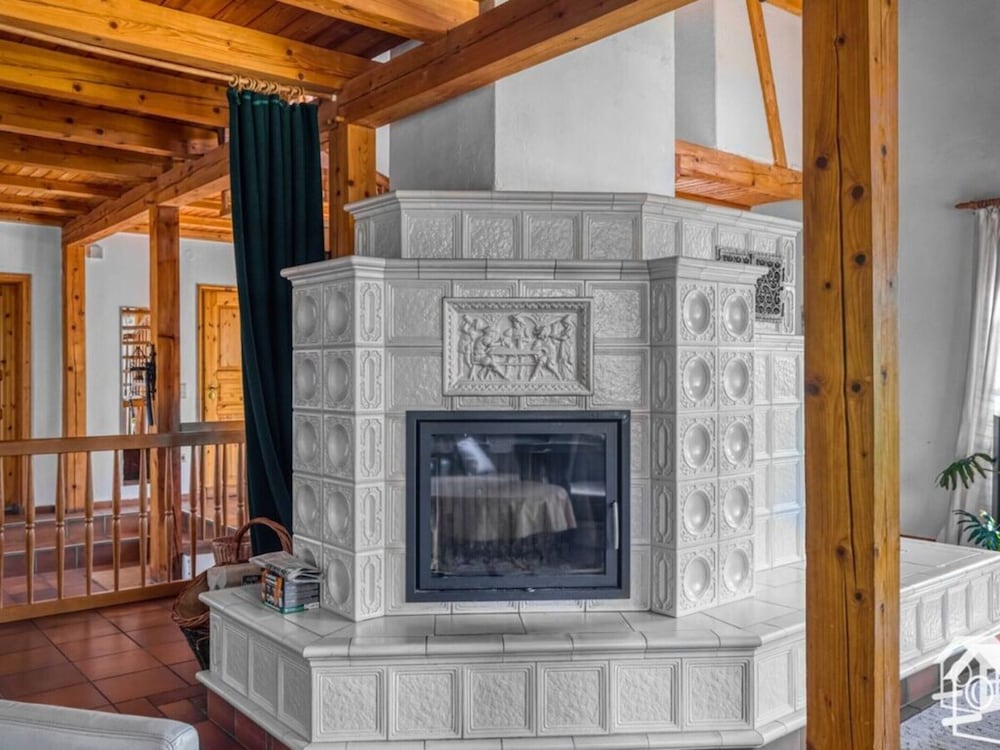 Peter Lassau Modern Retreat
