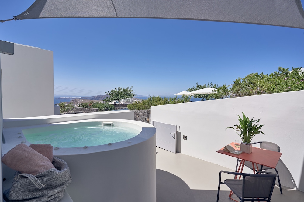 Nova Luxury Suites