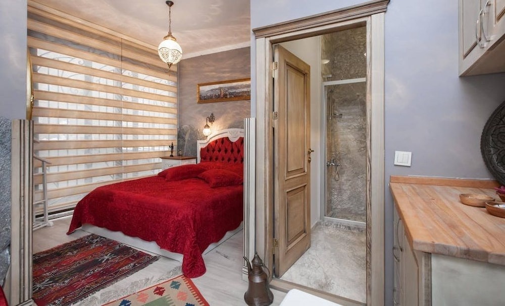 Galatolia Suites - Image 66