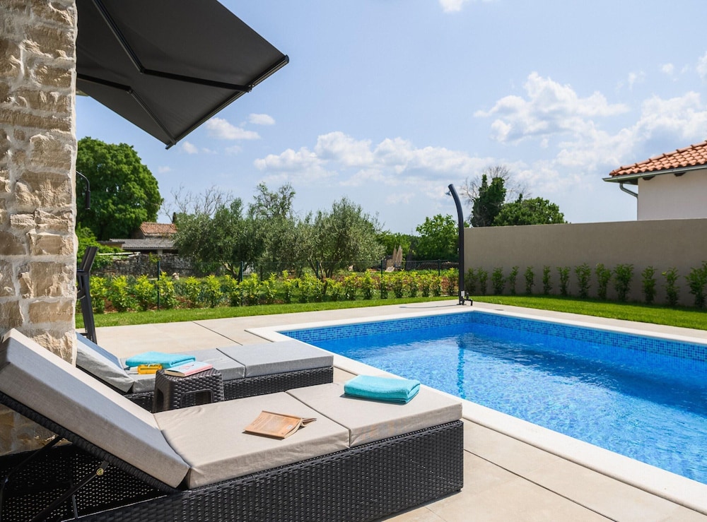 Villa in Serene Location