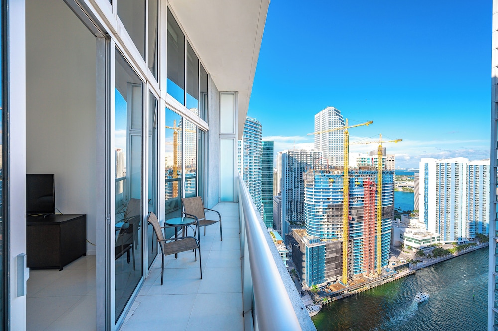 Icon Brickell
