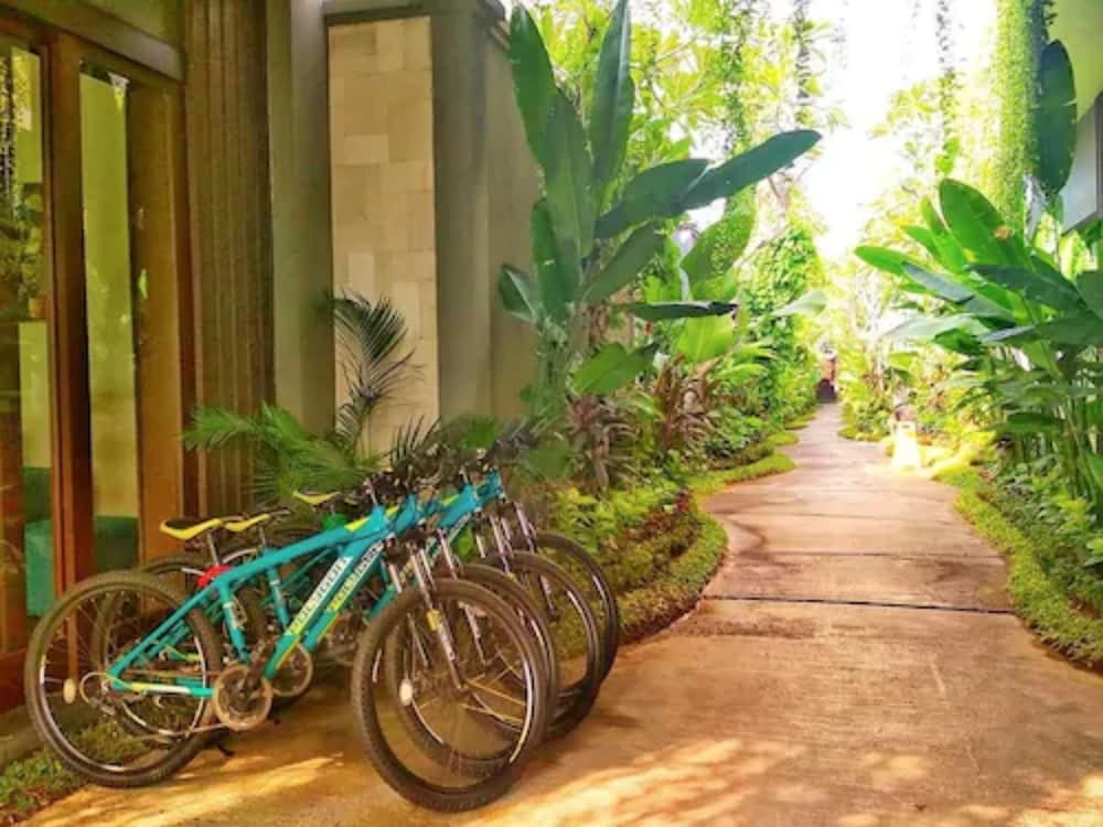 SEMINYAK ICON by Karaniya Experience