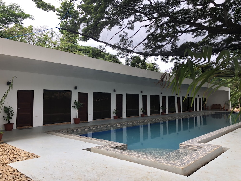 Alesseo Backpackers - Hostel