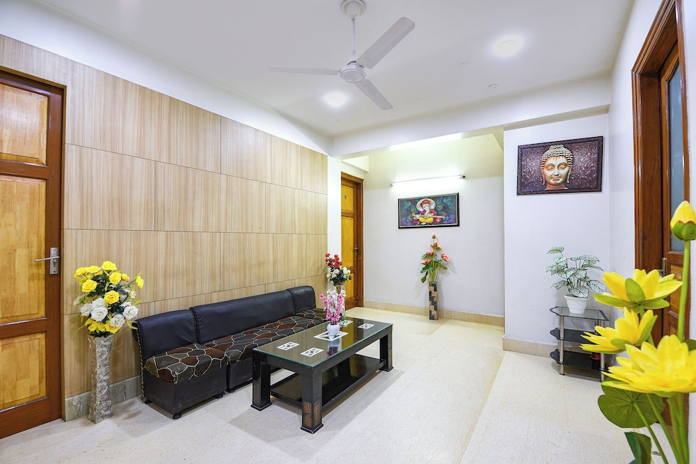 Fabhotel Akashneem