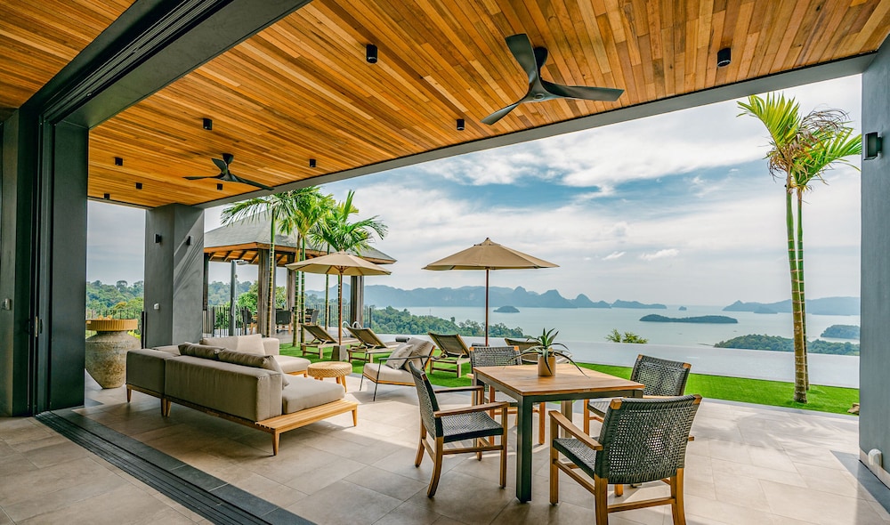 Villa Vista - Ultra-Luxury Private Villa