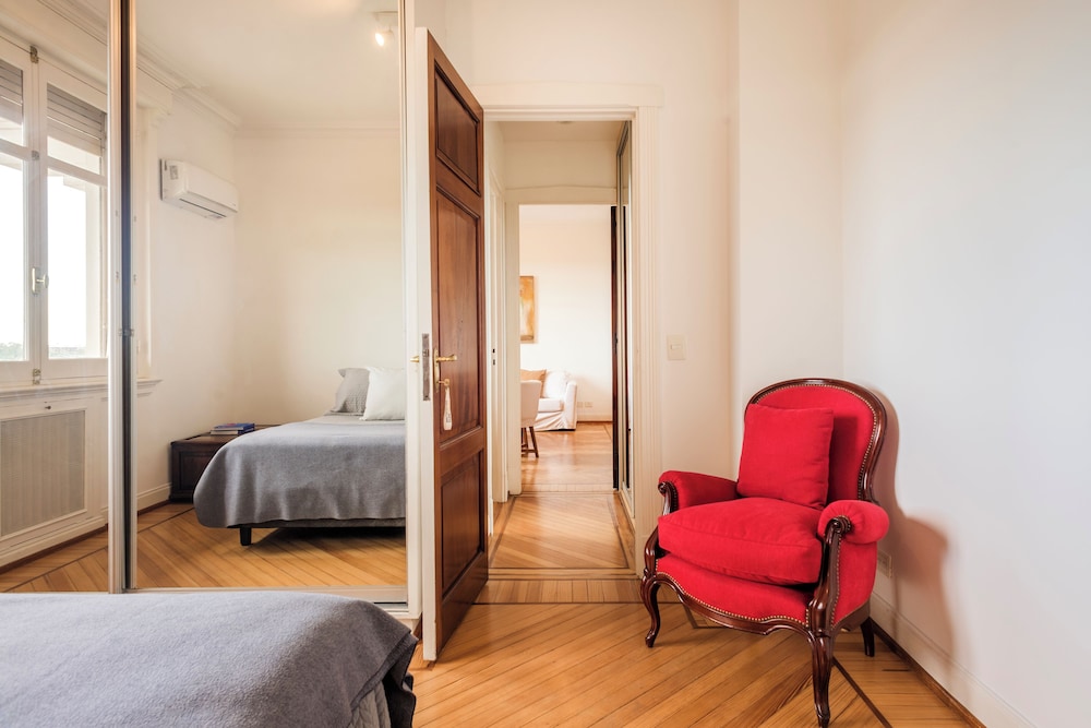 CloudBA Libertador Apartment