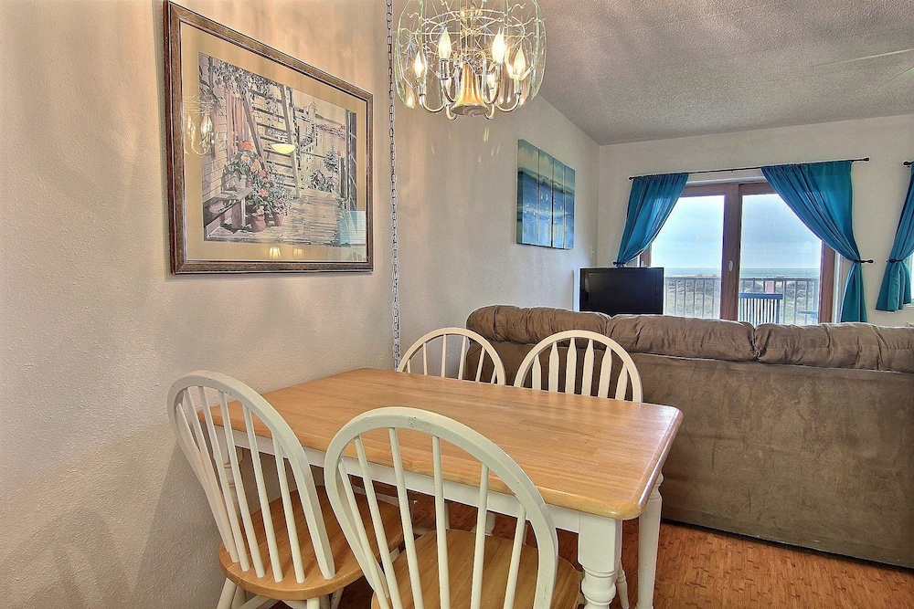 The Beach Hut 135IR