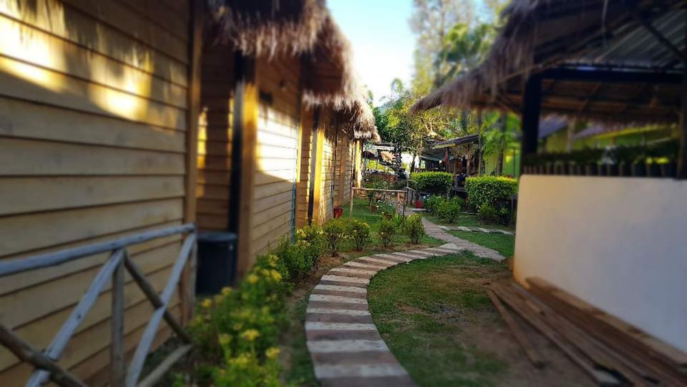 Kohchang 7 seaview bungalow