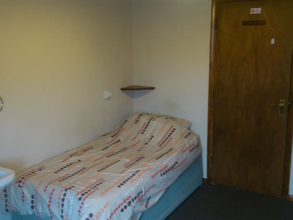 The Lodge Guesthouse