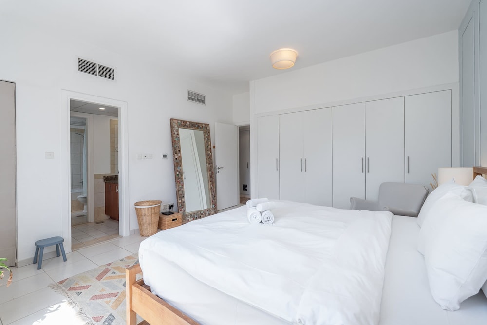 Emirates Living s Fascinating Villa for Everyone