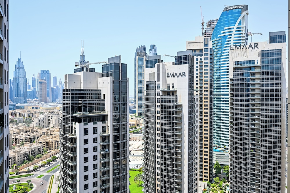 Elite Downtown Residence 2