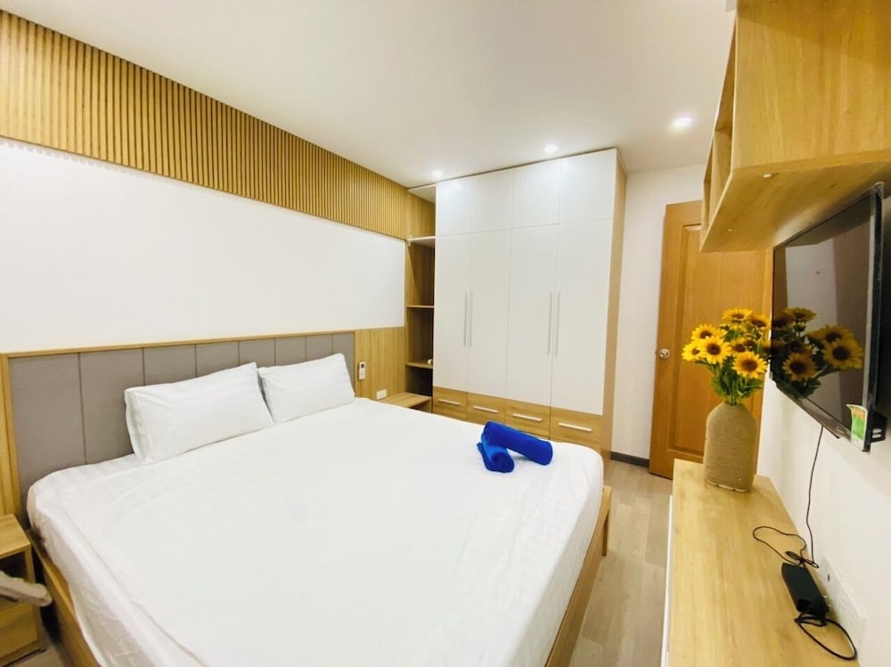 My Khe Beach 3 Bedrooms Apartment view 4