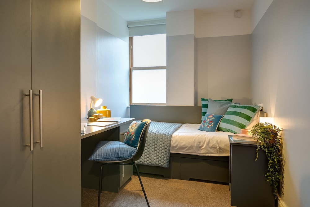Griffith Rooms