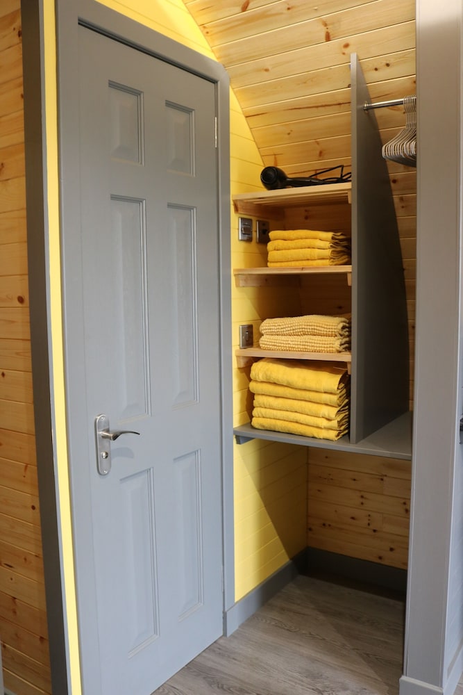 Glampods - 5 Berth Glamping Pod Elgin view 3