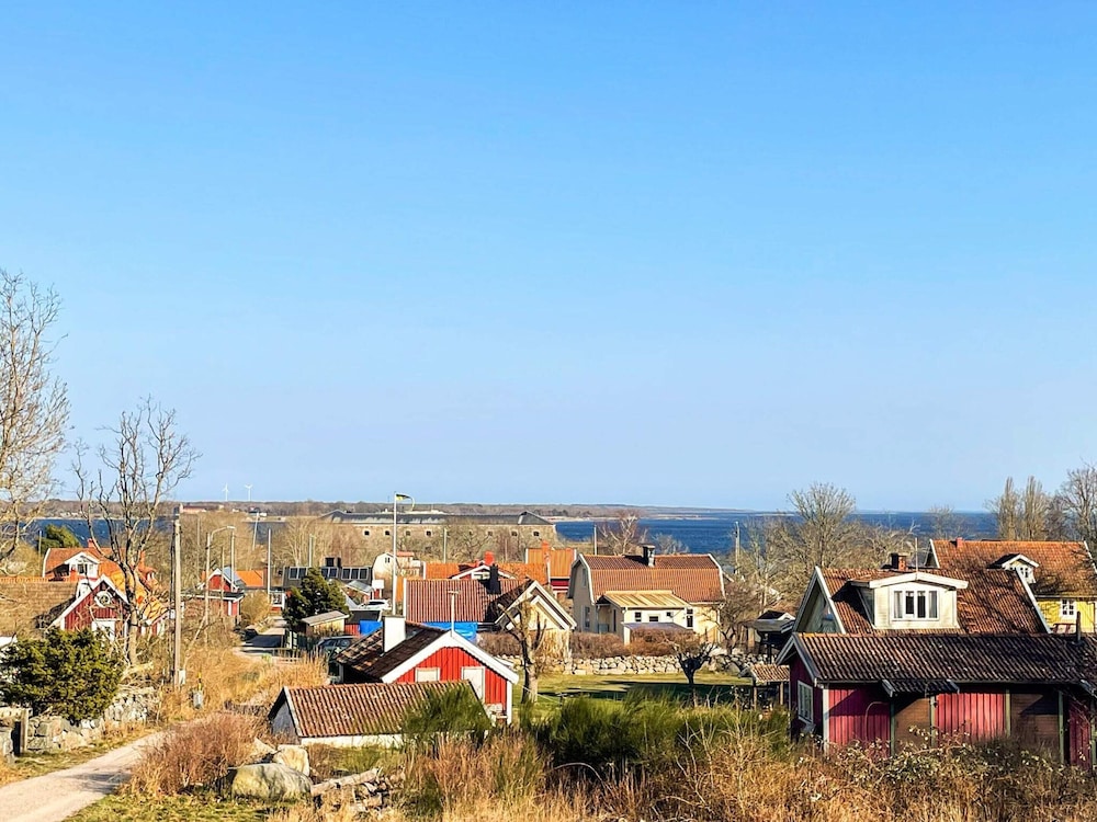 4 Star Holiday Home in Drottningskar
